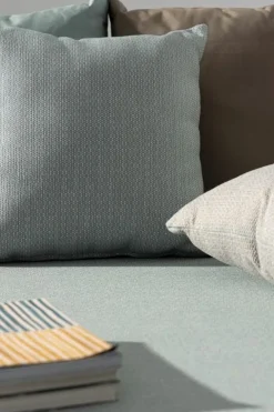 Daybed><noscript><img width=